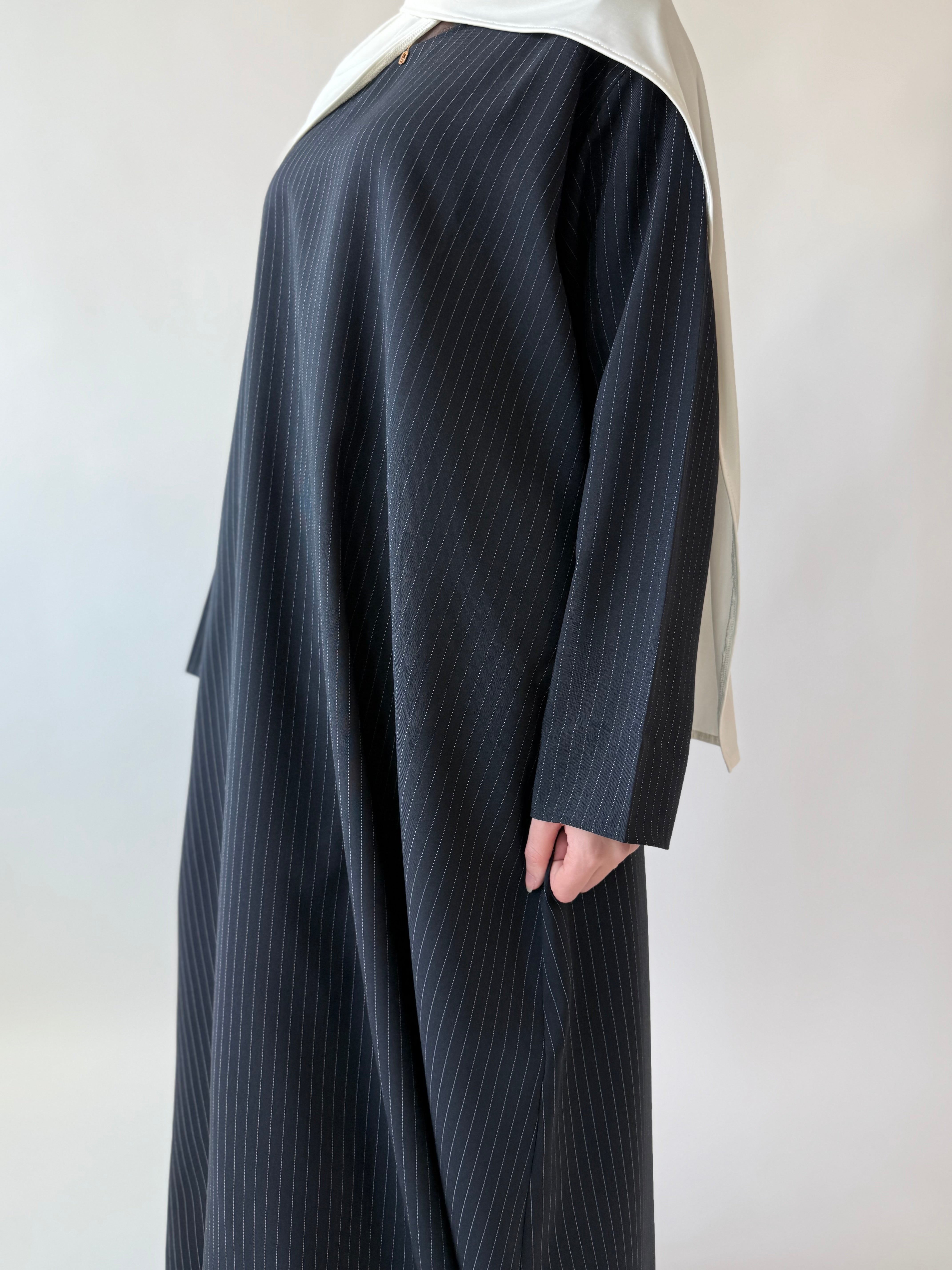 Midnight stripe Abayah