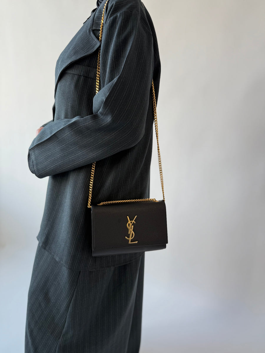 Single breasted oversized suit blazer: Dark green pinstriped