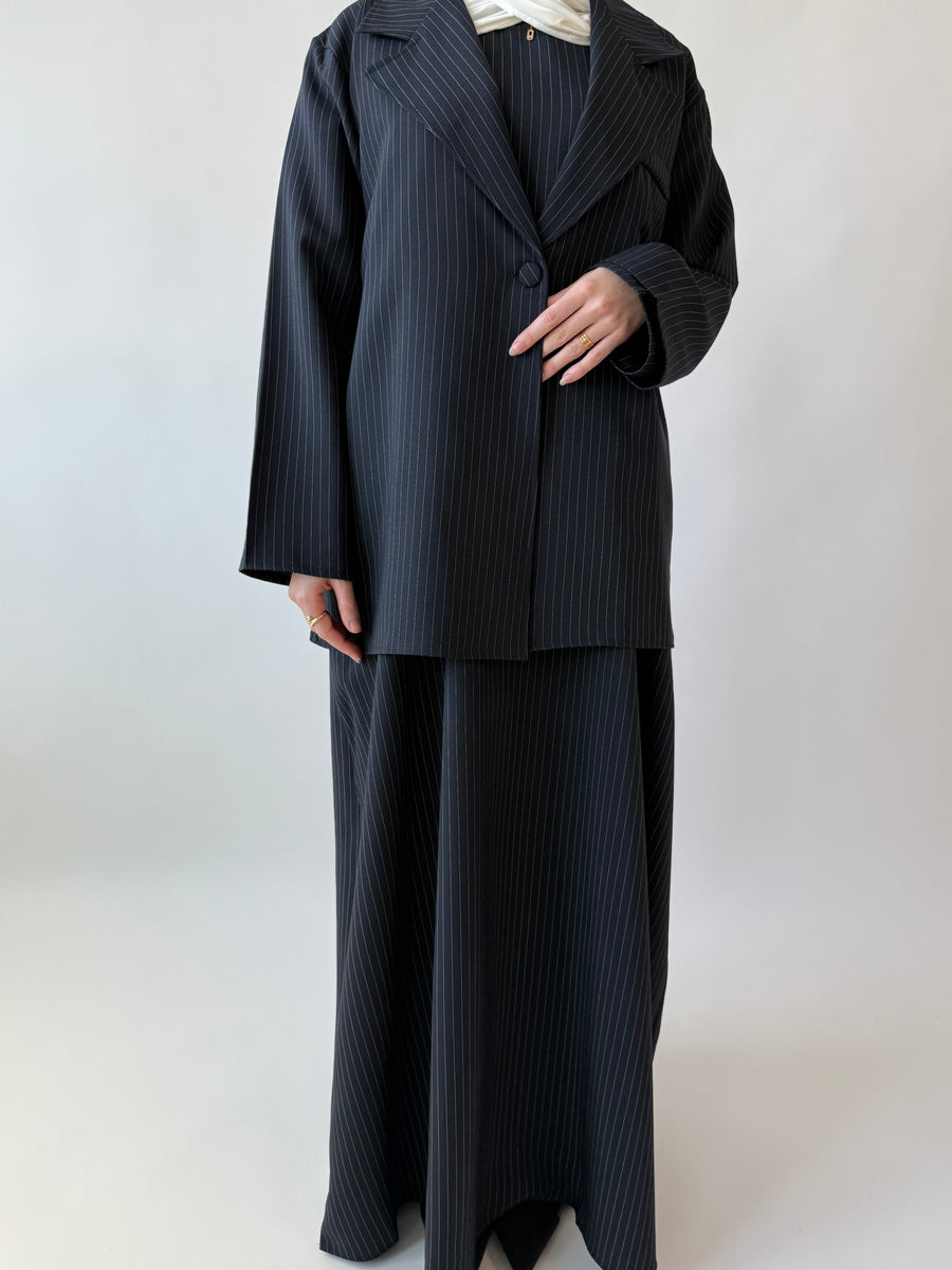 Single breasted oversized suit blazer: Midnight stripe