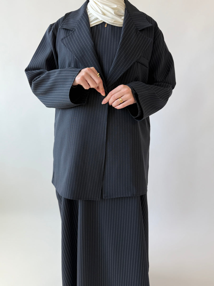 Single breasted oversized suit blazer: Midnight stripe