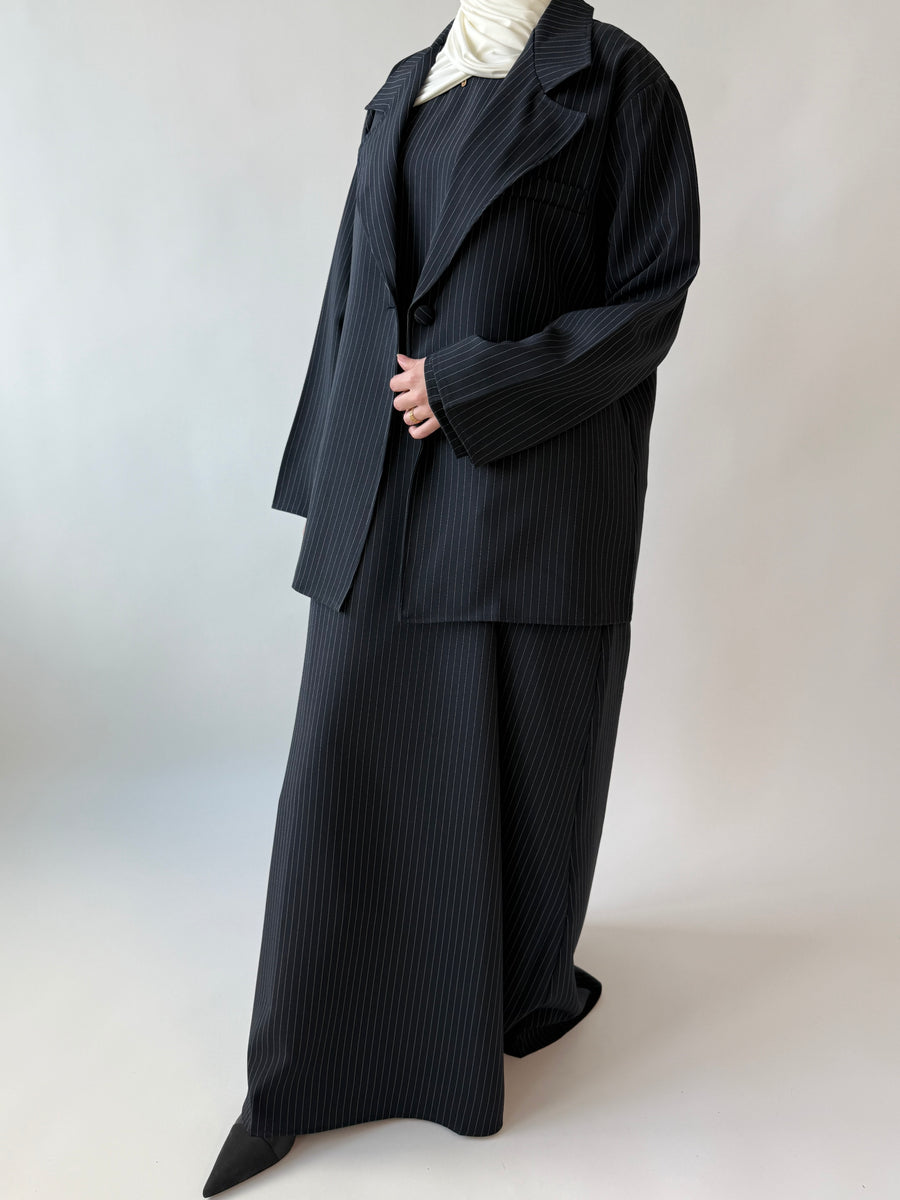 Single breasted oversized suit blazer: Midnight stripe