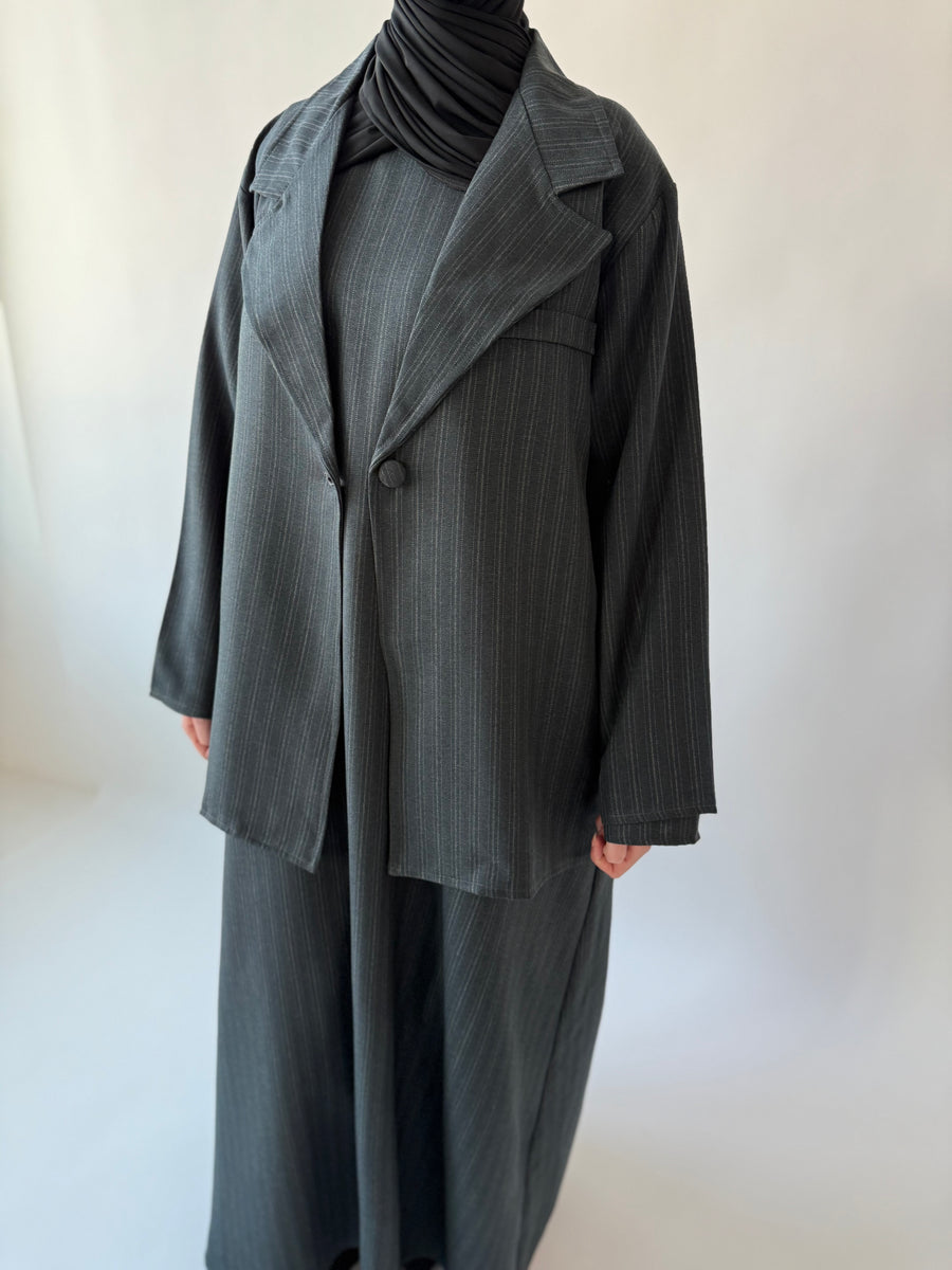 Single breasted oversized suit blazer: Dark green pinstriped